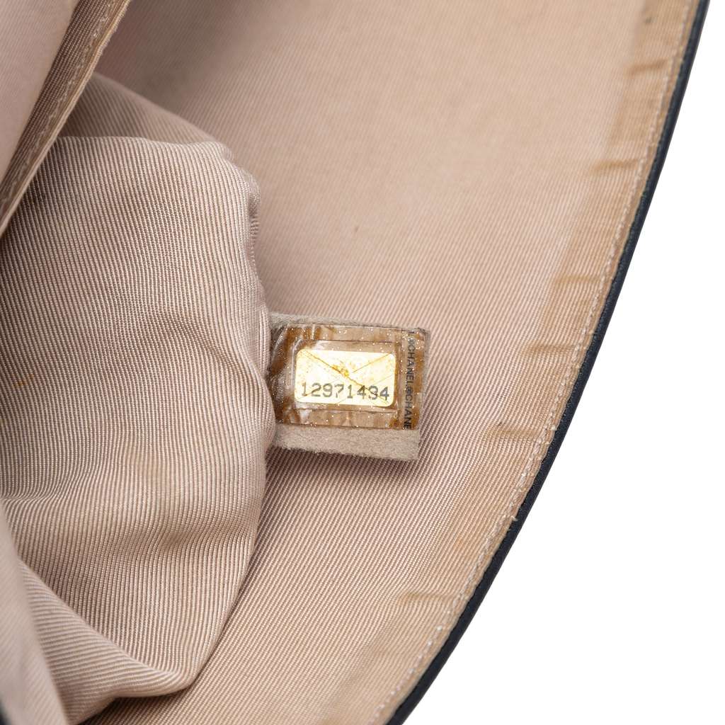 Chanel Maxi Embossed Calfskin 31 Rue Cambon Reissue 2.55 Double Flap Black Leather Good condition - Box View