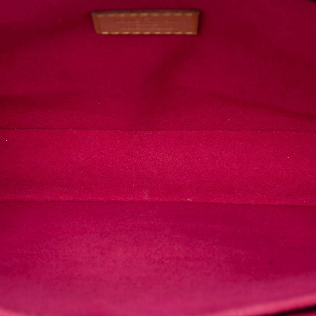 Louis Vuitton Monogram Patches Pochette Metis Brown Good condition - Model View