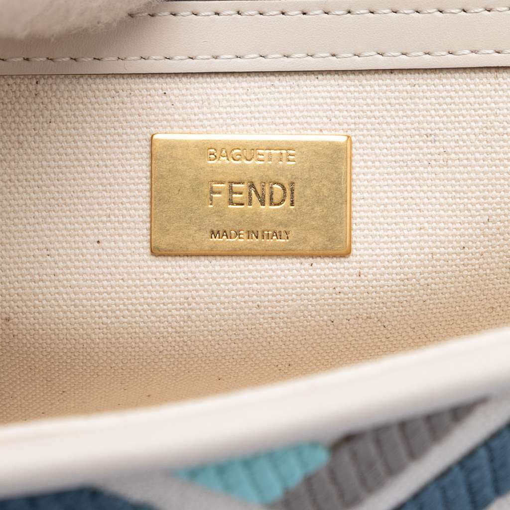 Fendi Zucca Embroidered Canvas Baguette Satchel White Canvas Good condition - Box View