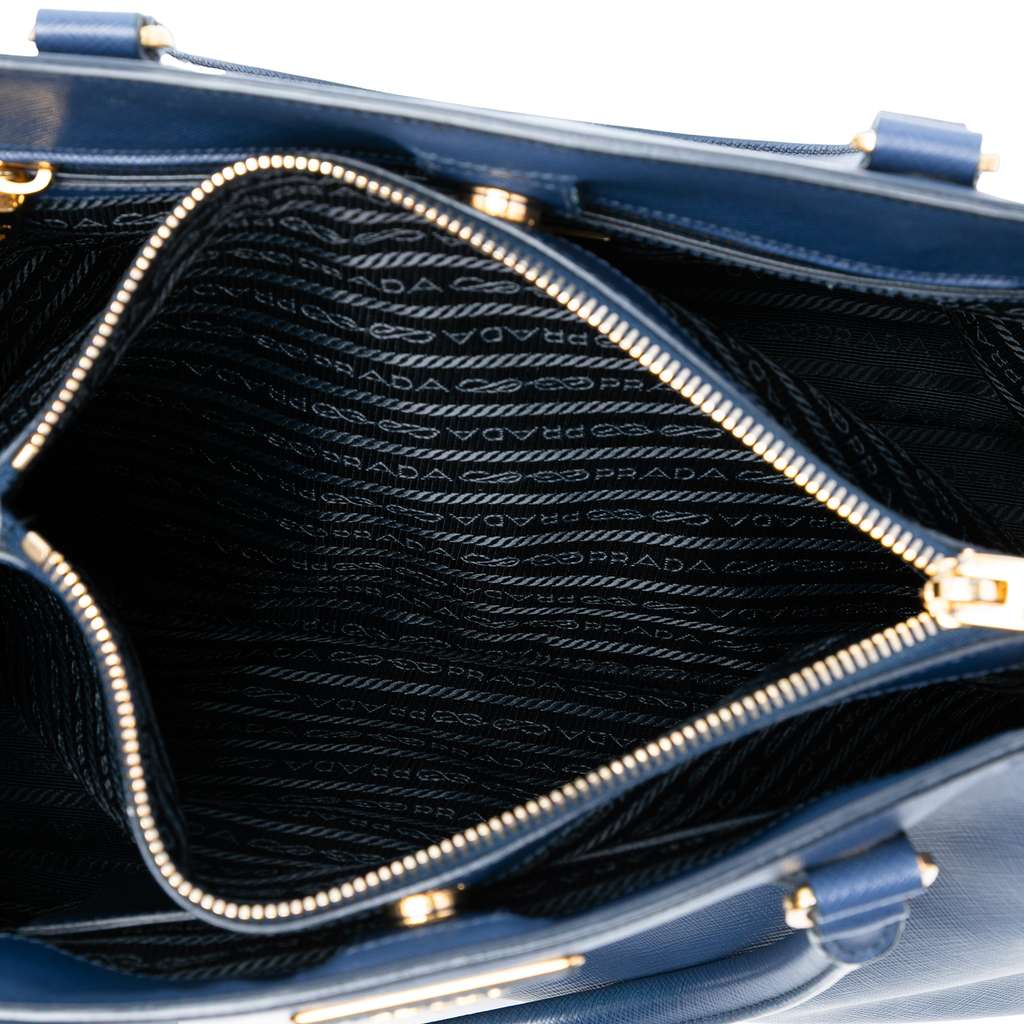 Prada Medium Saffiano Lux Galleria Satchel Blue Leather Good condition - Model View