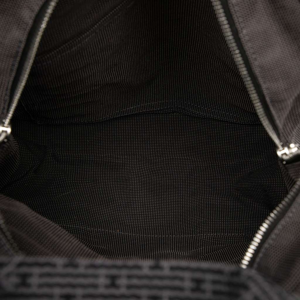 Hermès Canvas Herline Backpack MM Grey Canvas Good condition - Model View