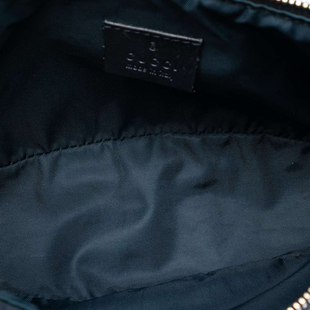 Gucci GG Canvas Web Handbag Beige Good condition - Model View