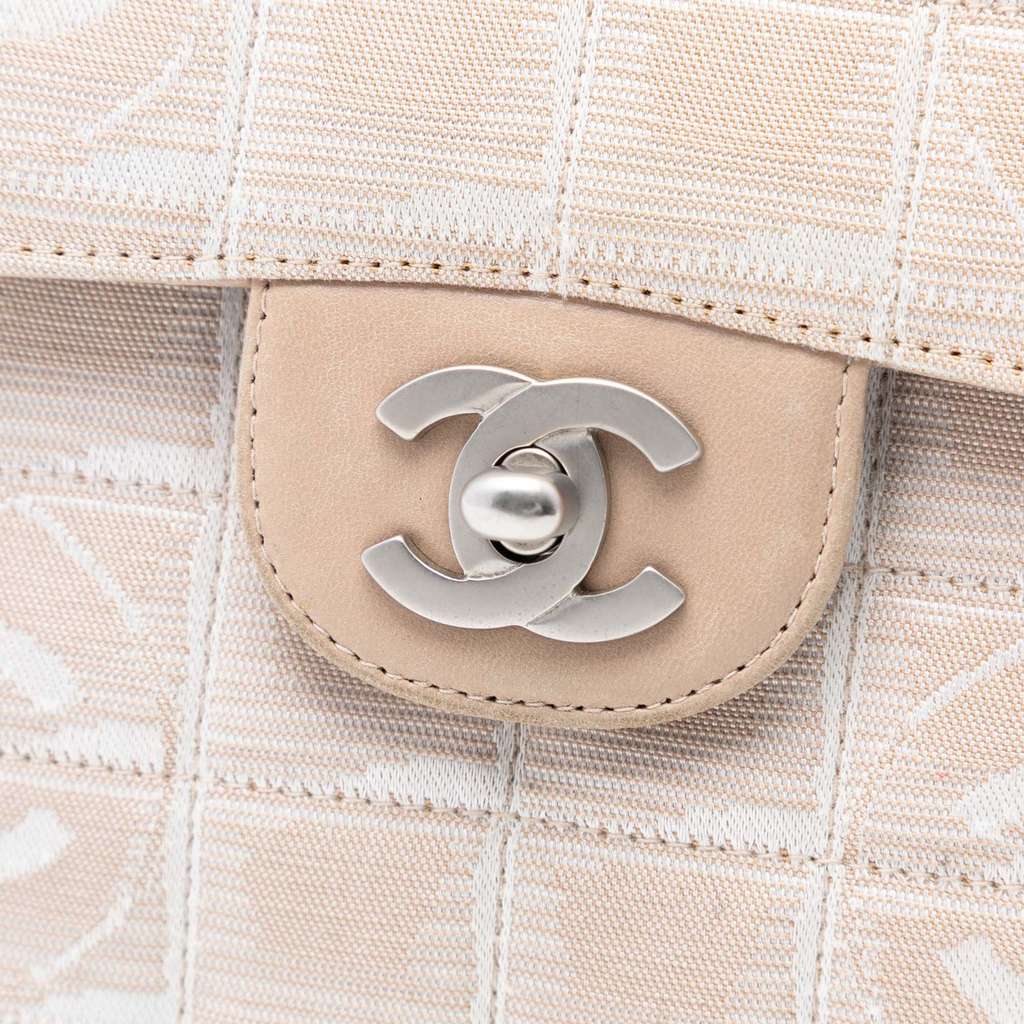Chanel Medium New Travel Line Nylon Single Flap Beige Good condition - Box View