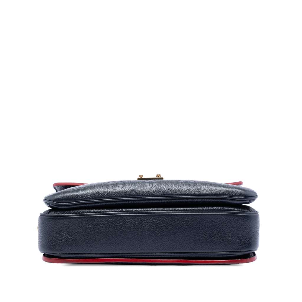 Louis Vuitton Monogram Empreinte Pochette Metis Blue Leather Good condition - Inside View