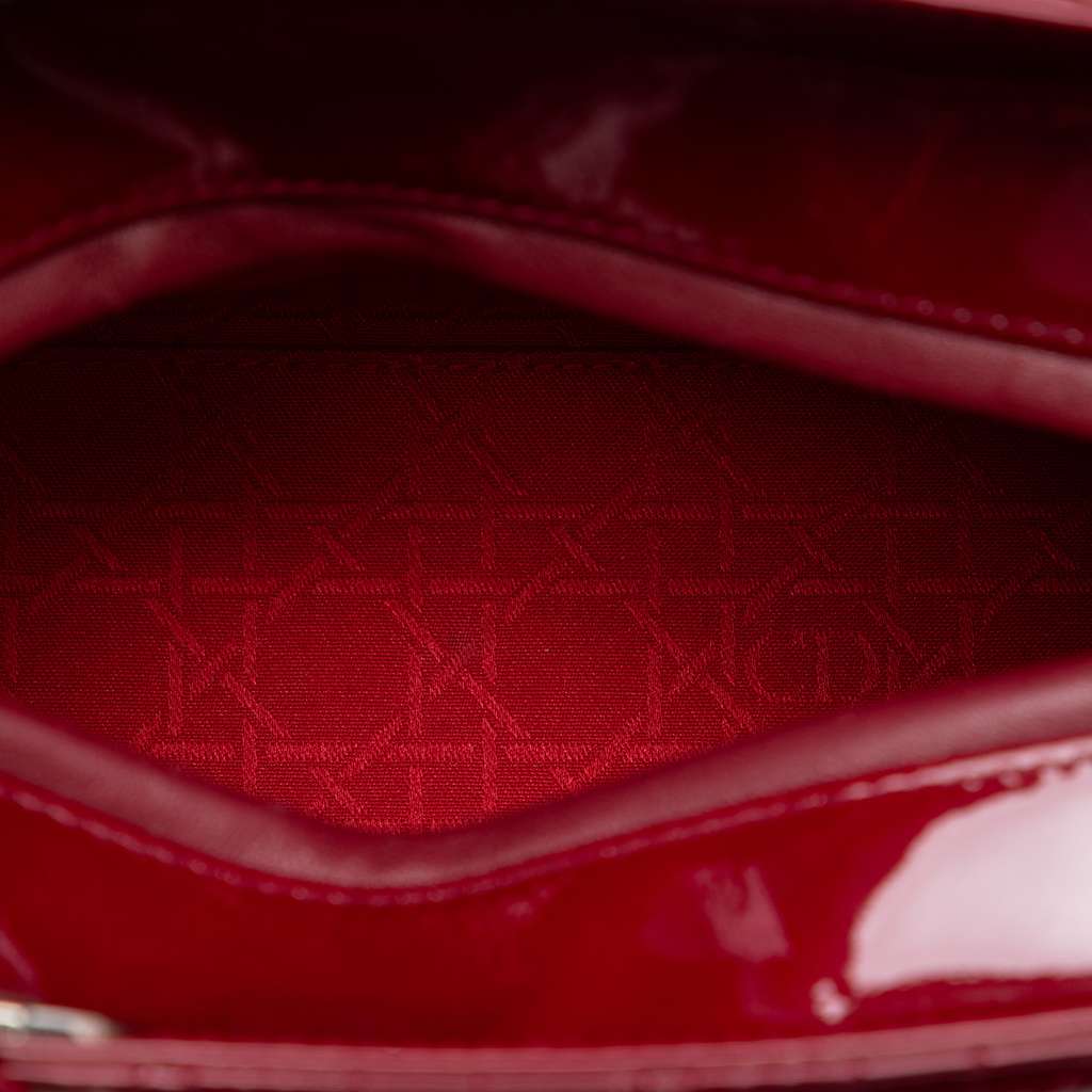 Dior Medium Patent Cannage Lady Dior Red Leather Good condition - Model View