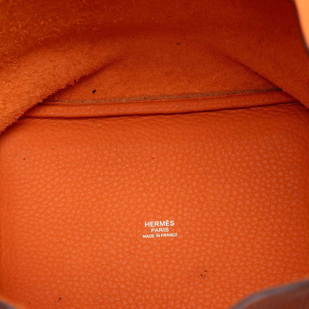 Hermès Clemence Picotin Lock 18 Orange Leather Good condition - Model View