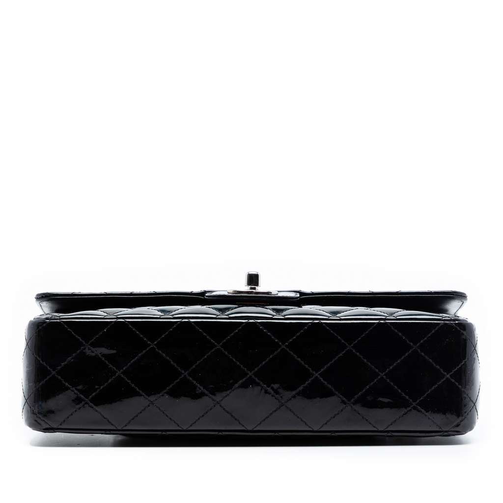 Chanel Medium Classic Patent Double Flap Black Leather Good condition - Inside View