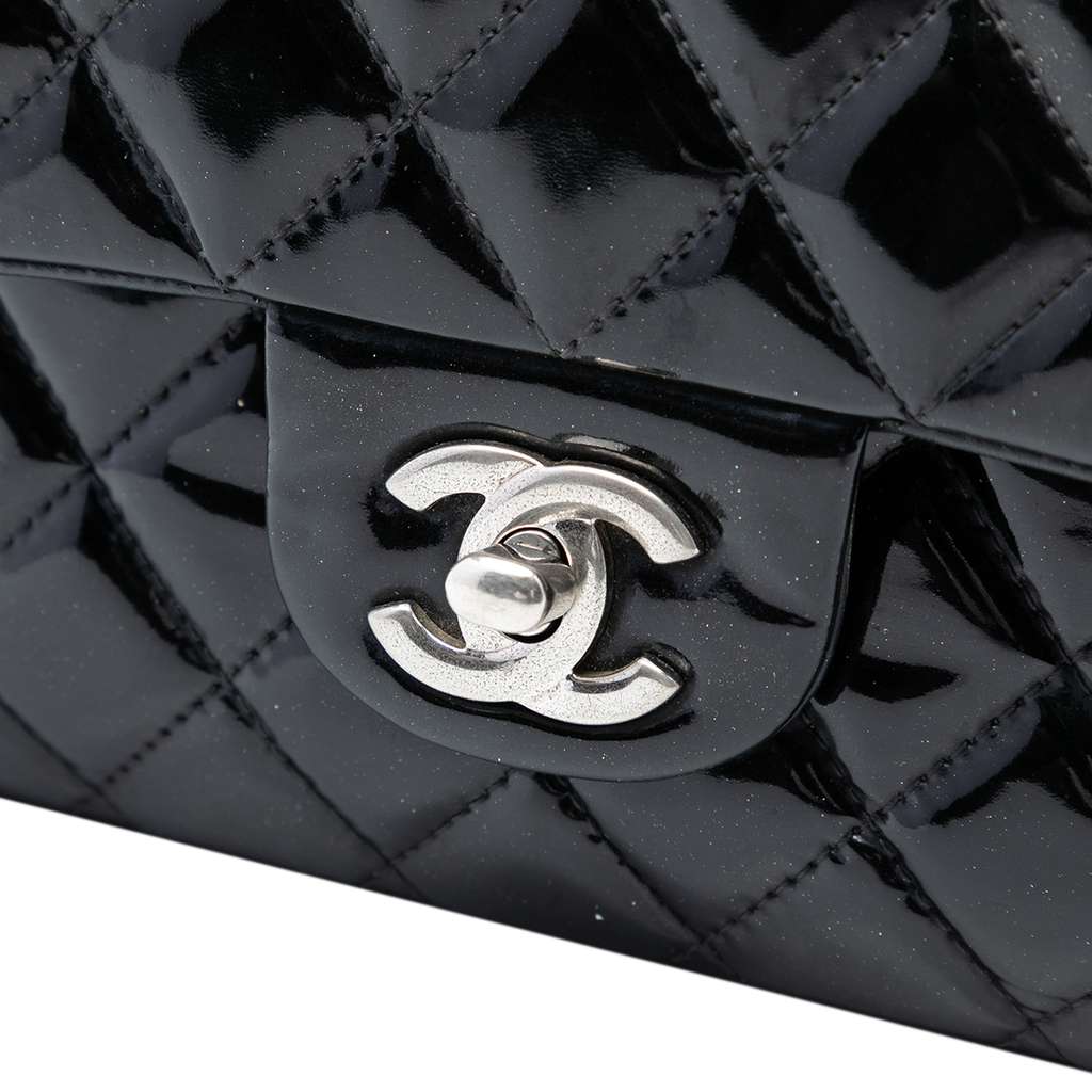 Chanel Medium Classic Patent Double Flap Black Leather Good condition - Box View