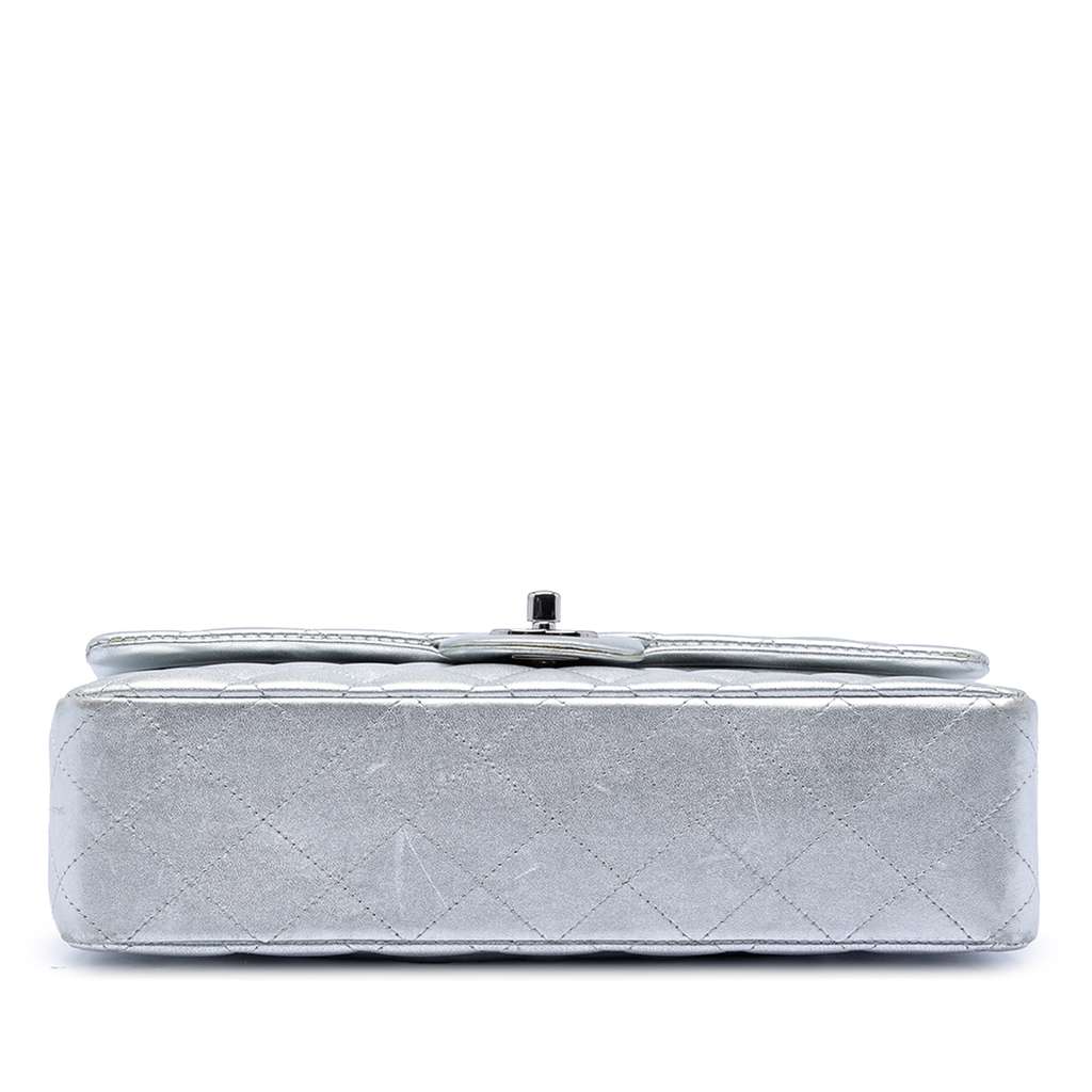 Chanel Medium Classic Metallic Lambskin Double Flap Silver Leather Good condition - Inside View