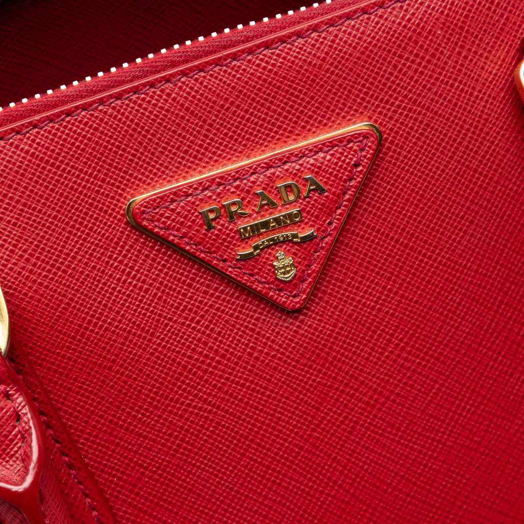 Prada Medium Saffiano Lux Promenade Satchel Red Leather Good condition - Box View