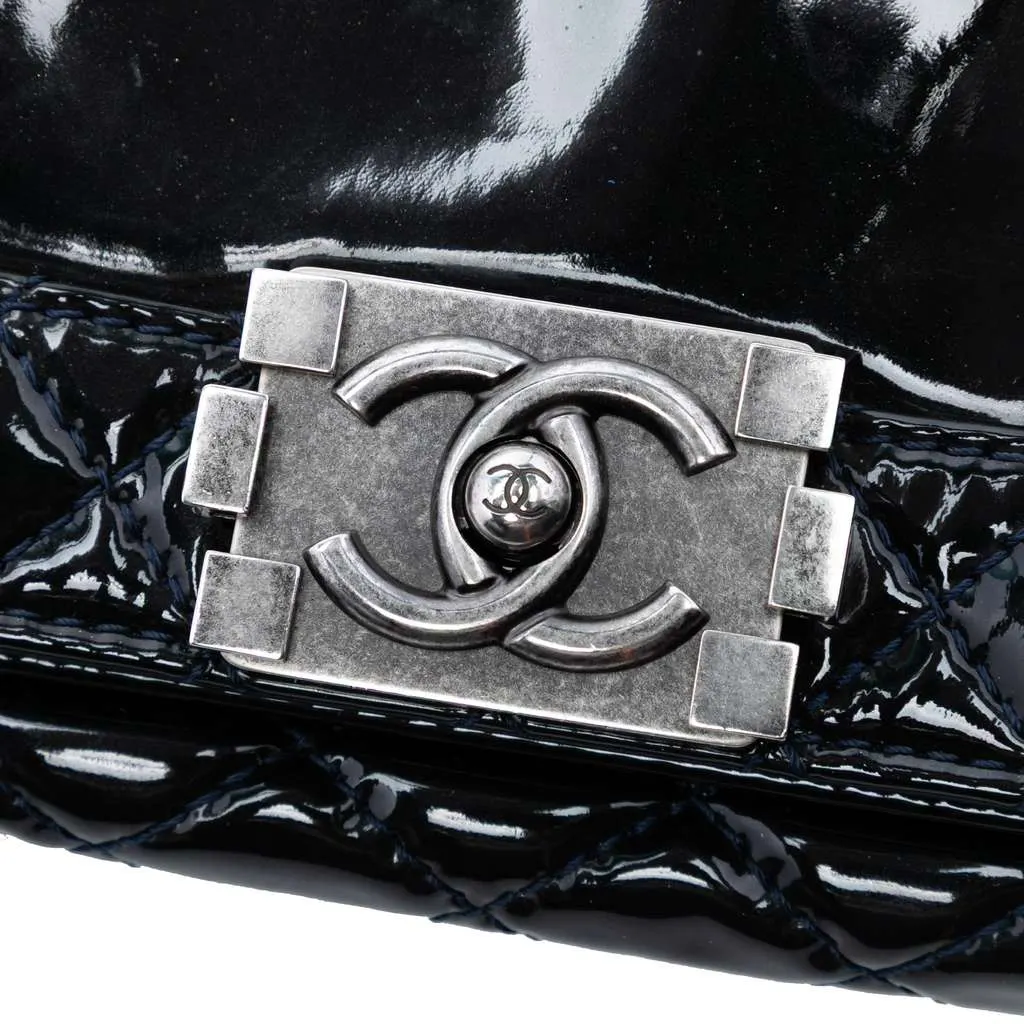 Chanel Medium Patent Boy Reverso Flap Black Leather Very good - Box View