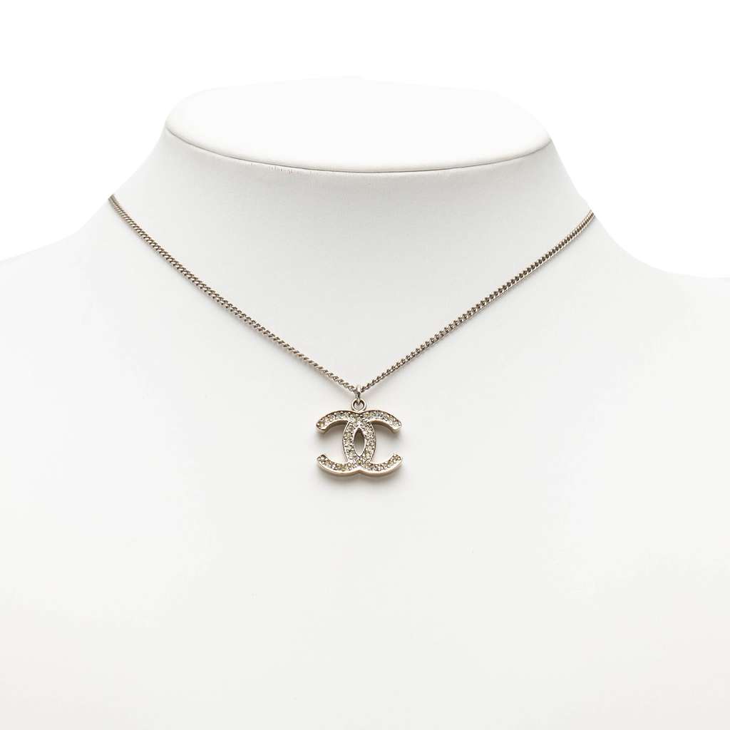 Chanel CC Silver Plated Rhinestone Pendant Necklace Silver Metal Good condition - Box View