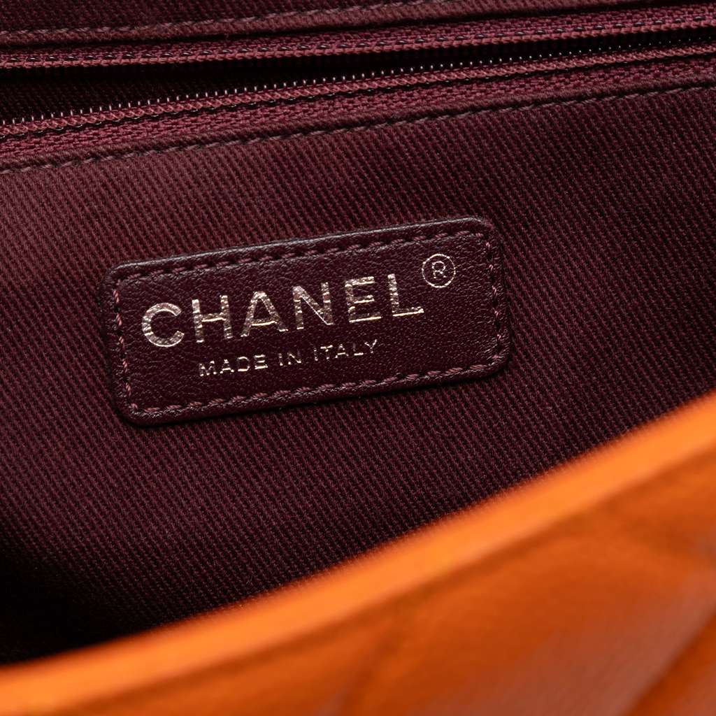 Chanel Quilted Caviar Retro Class Flap Orange Leather Good condition - Box View