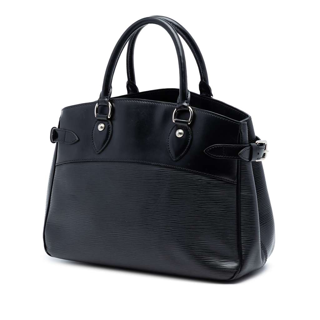 Louis Vuitton Epi Passy PM Black Leather Good condition - Back View