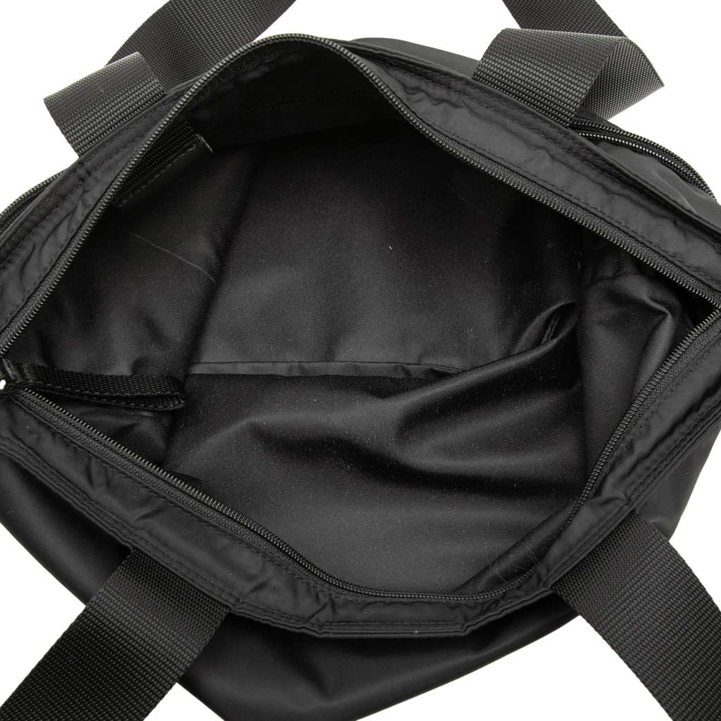 Prada Tessuto Tote Black Good condition - Model View