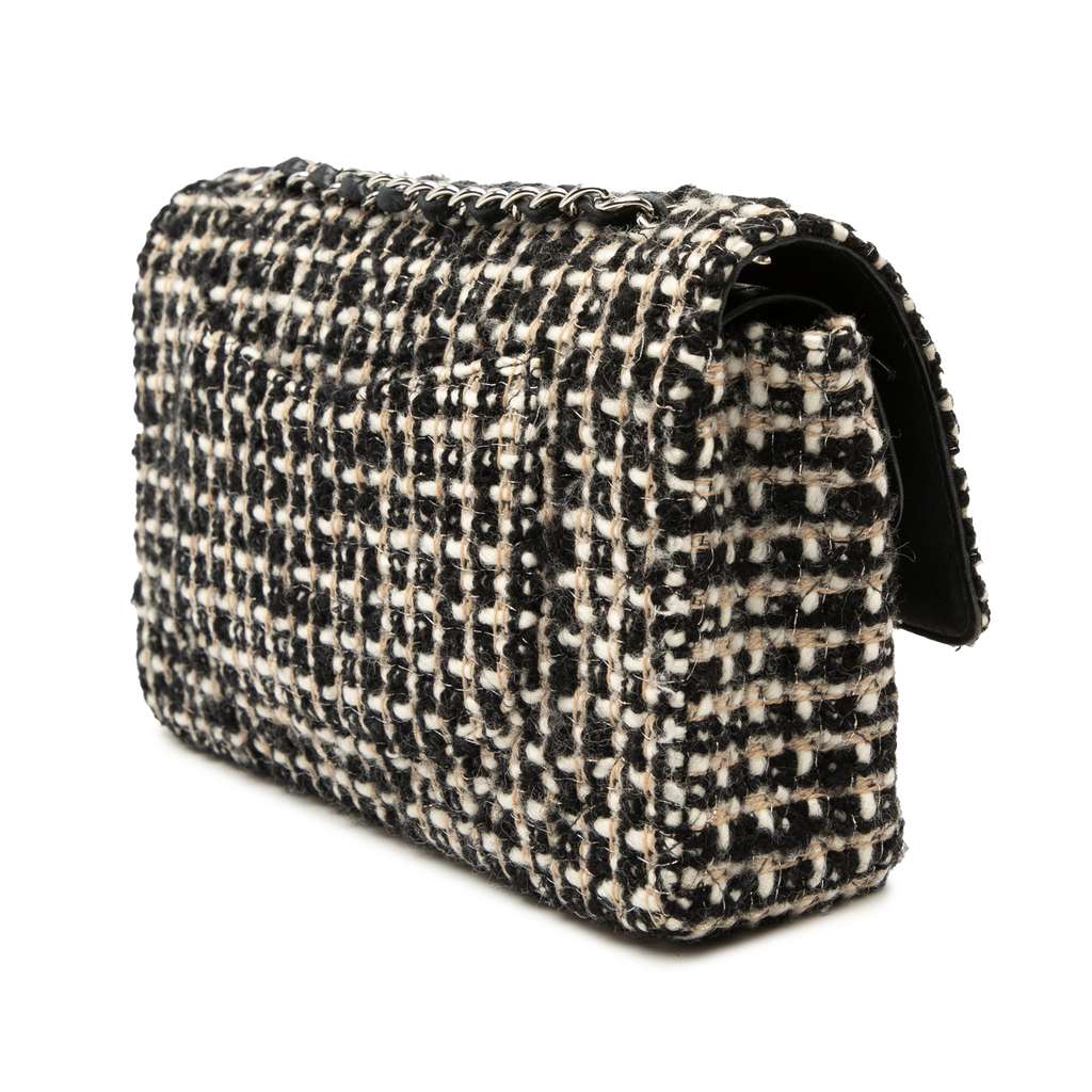 Chanel Medium Classic Tweed Double Flap Black Tweed Good condition - Back View