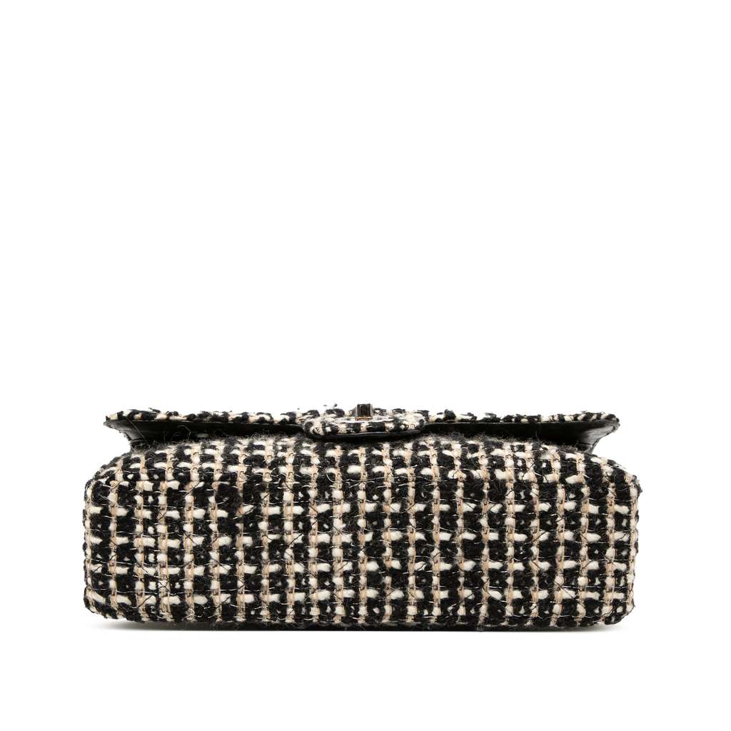 Chanel Medium Classic Tweed Double Flap Black Tweed Good condition - Inside View