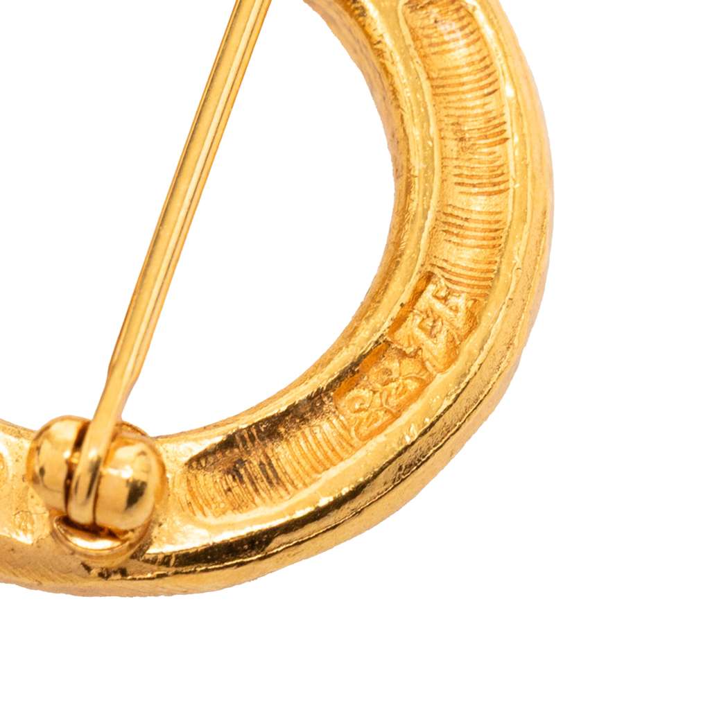 Chanel Gold Plated Rue Cambon Tag Brooch Gold Metal Good condition - Inside View