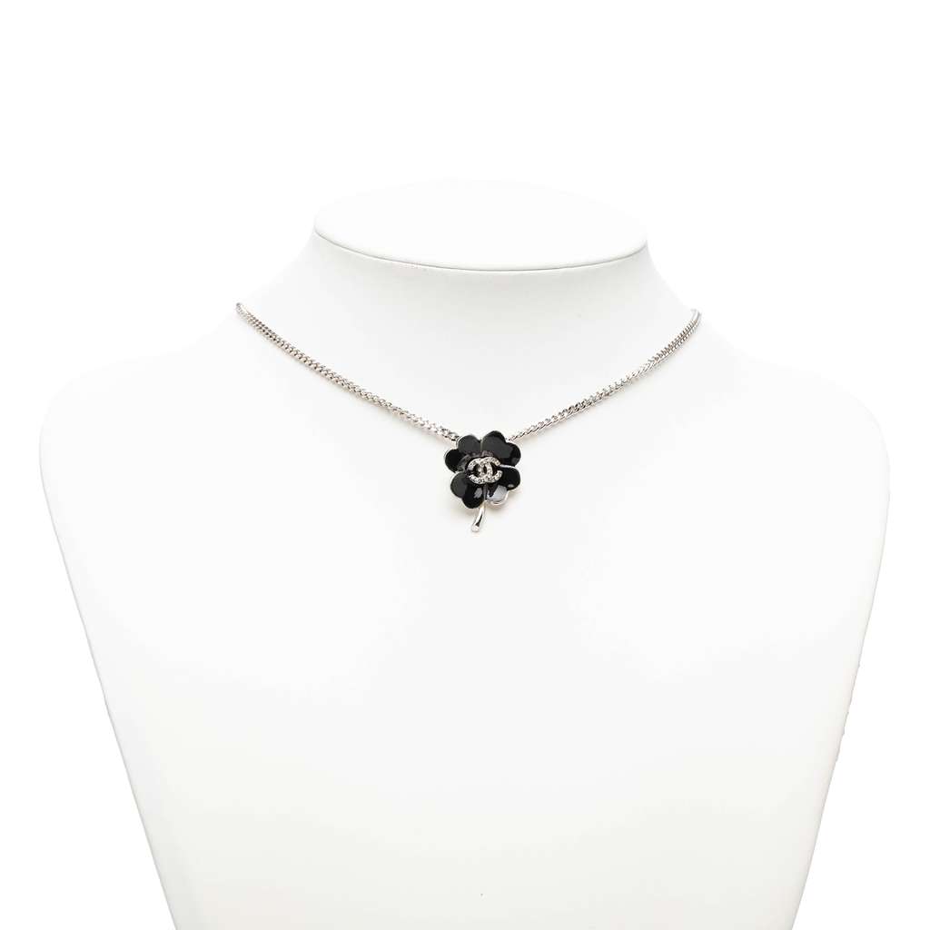 Chanel Silver Plated CC Rhinestone Lacquered Camellia Pendant Necklace Silver Metal Good condition - Box View