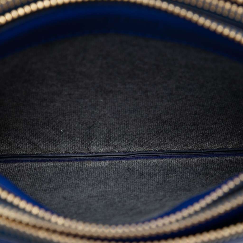 Celine Small Lambskin Trio Crossbody Blue Leather Good condition - Model View