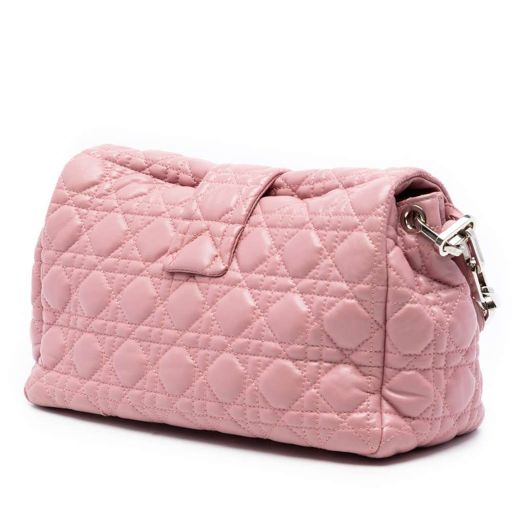Dior Lambskin Cannage New Lock Flap Pink Leather Good condition - Back View