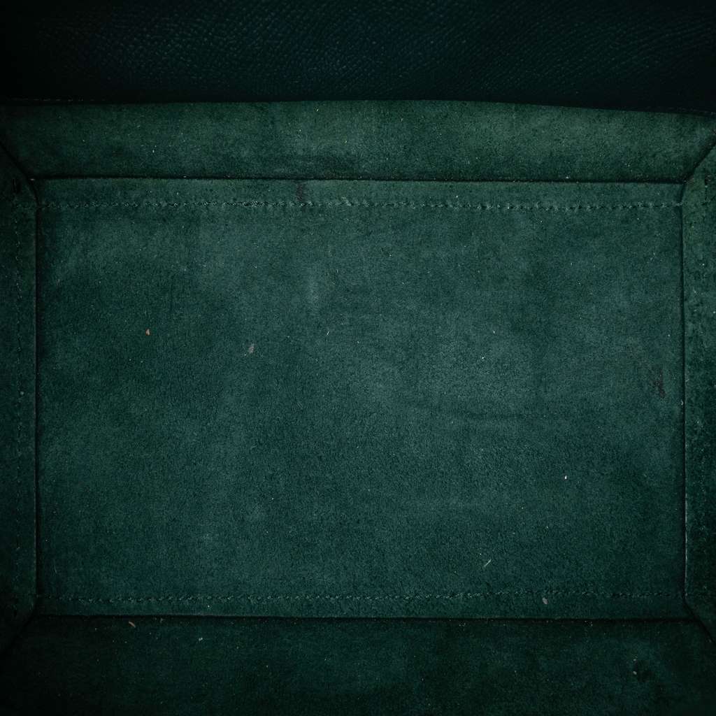 Celine Micro Grained Calfskin Belt Bag Green Leather Good condition - Model View