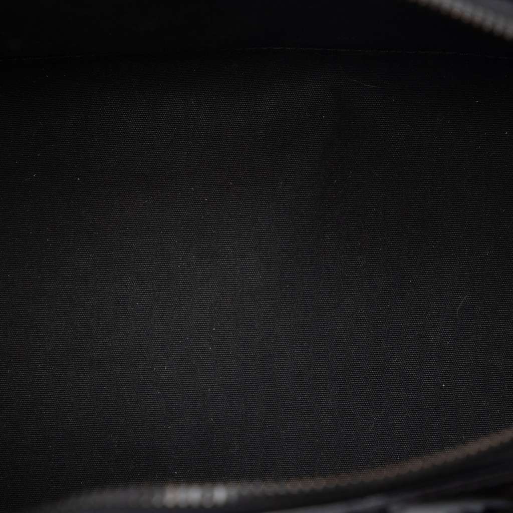 Louis Vuitton Monogram Vernis Montana Black Leather Good condition - Model View