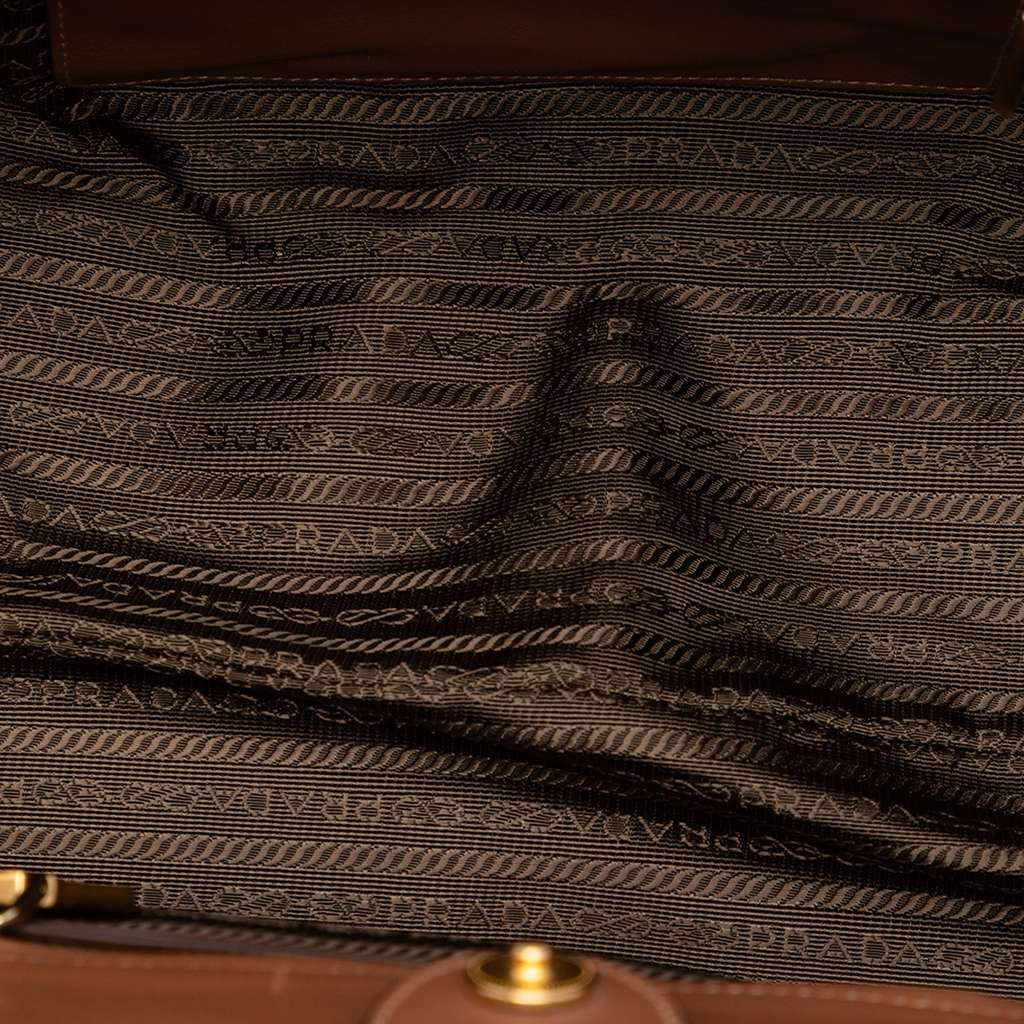 Prada Soft Calf Front Pocket Open Convertible Tote Brown Leather Good condition - Model View