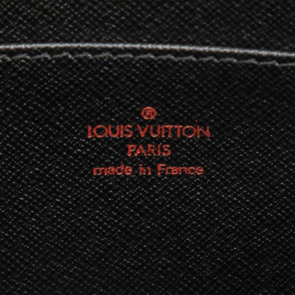Louis Vuitton Epi Pochette Homme Black Leather Good condition - Box View