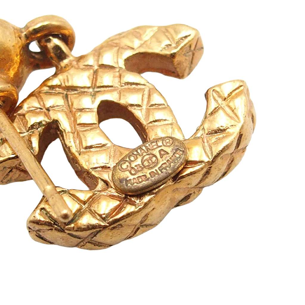 Chanel CC Gold Plated Faux Pearl Drop Push Back Earrings Gold Metal Good condition - Box View