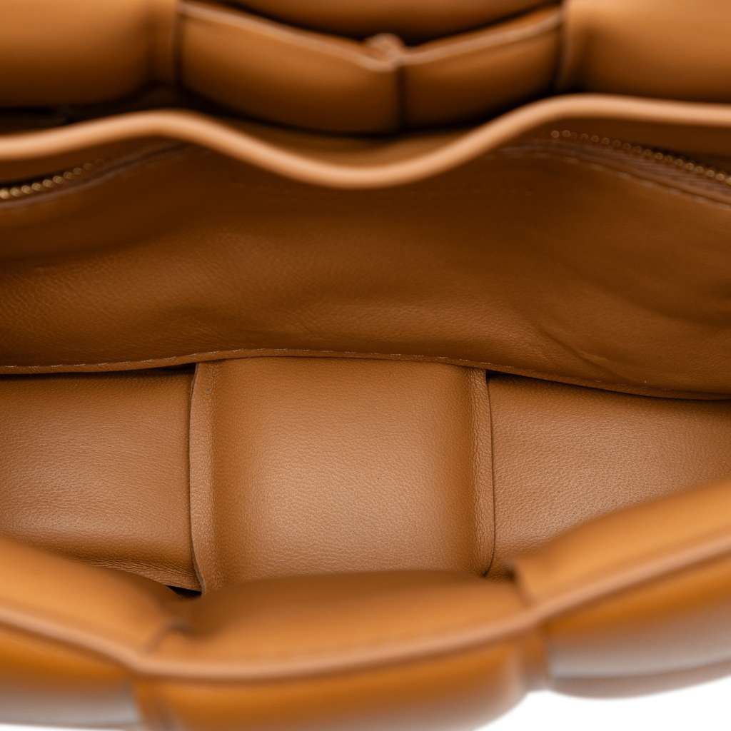 Bottega Veneta Nappa Intrecciato Padded Cassette Crossbody Brown Leather Good condition - Model View