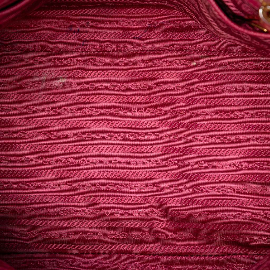 Prada Saffiano Trimmed Tessuto Dome Satchel Pink Good condition - Model View