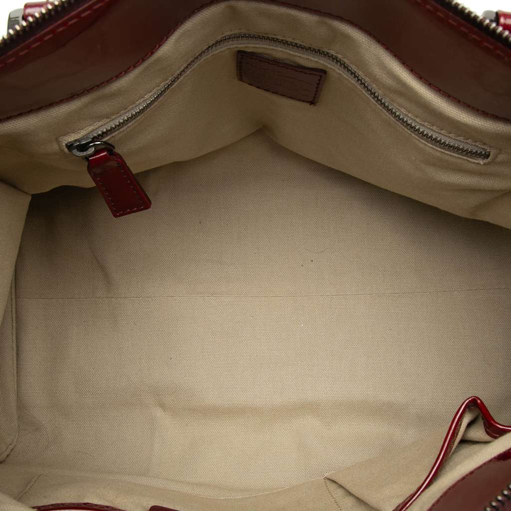Burberry Patent Trimmed House Check Coated Canvas Hearts Pilgrim Satchel Beige Canvas Good condition - Model View