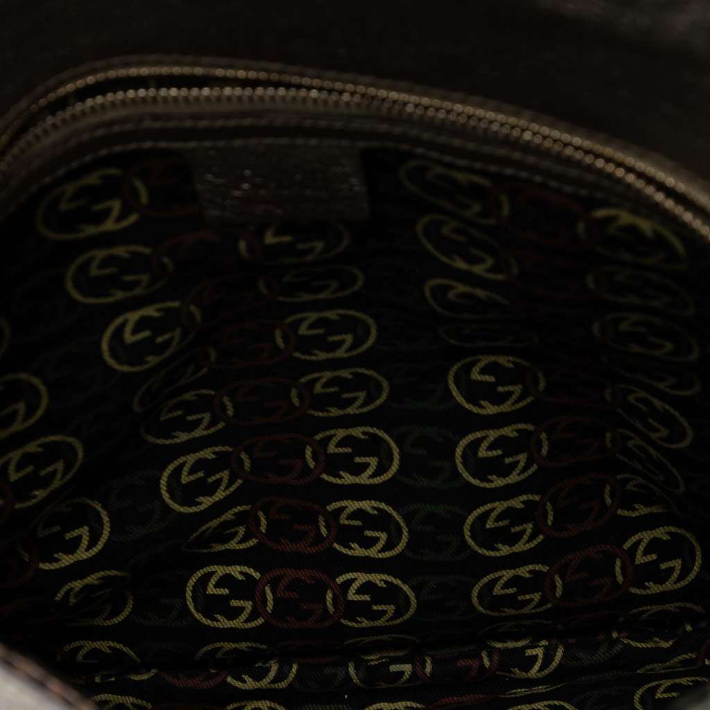 Gucci Medium Metallic Calfskin Britt Tassel Flap Shoulder Bag Gold Leather Good condition - Model View