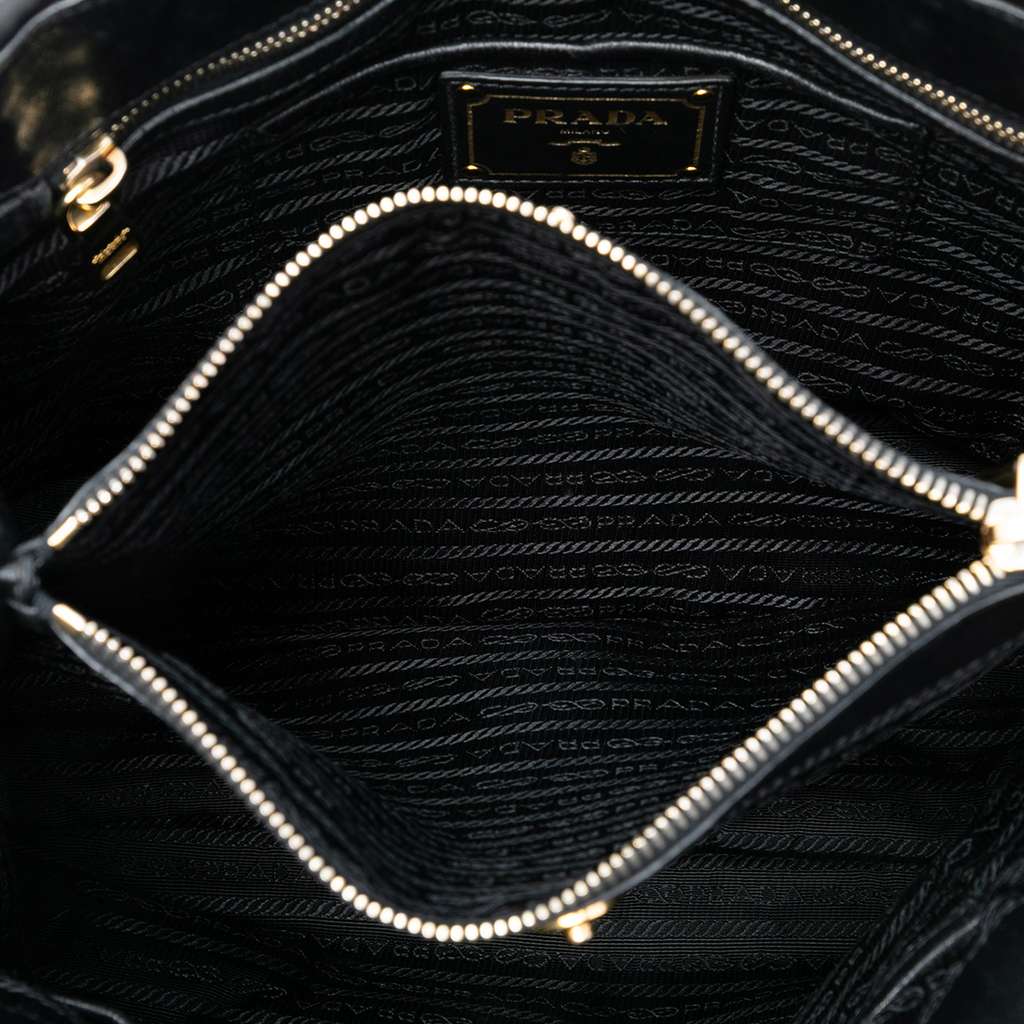 Prada Tessuto Gaufre Satchel Black Good condition - Model View