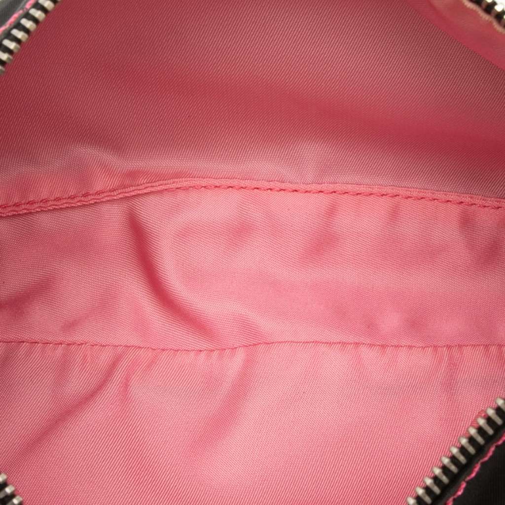 Prada Tessuto Bow Shoulder Bag Black Good condition - Model View