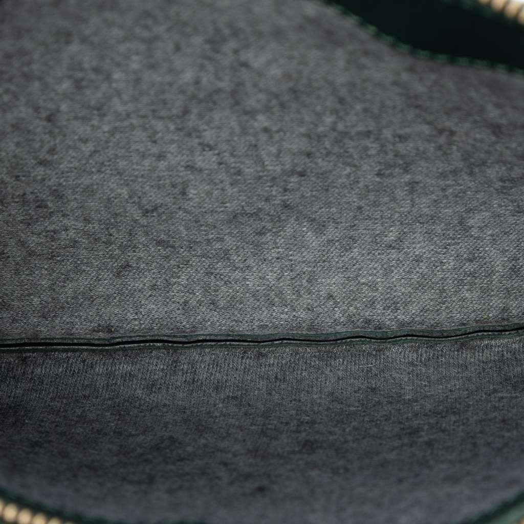 Celine Large Lambskin Trio Crossbody Green Leather Good condition - Model View