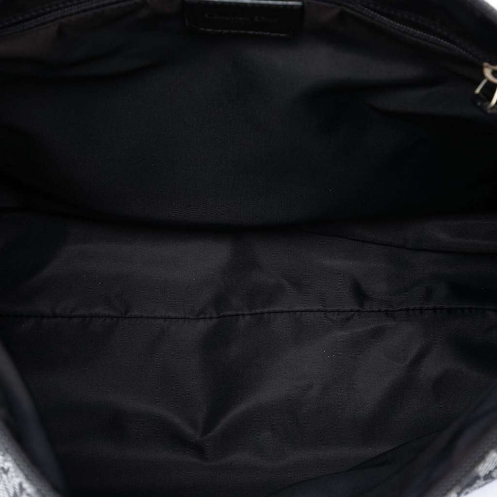 Dior Diorissimo Trotter Canvas Crossbody Blue Canvas Good condition - Model View