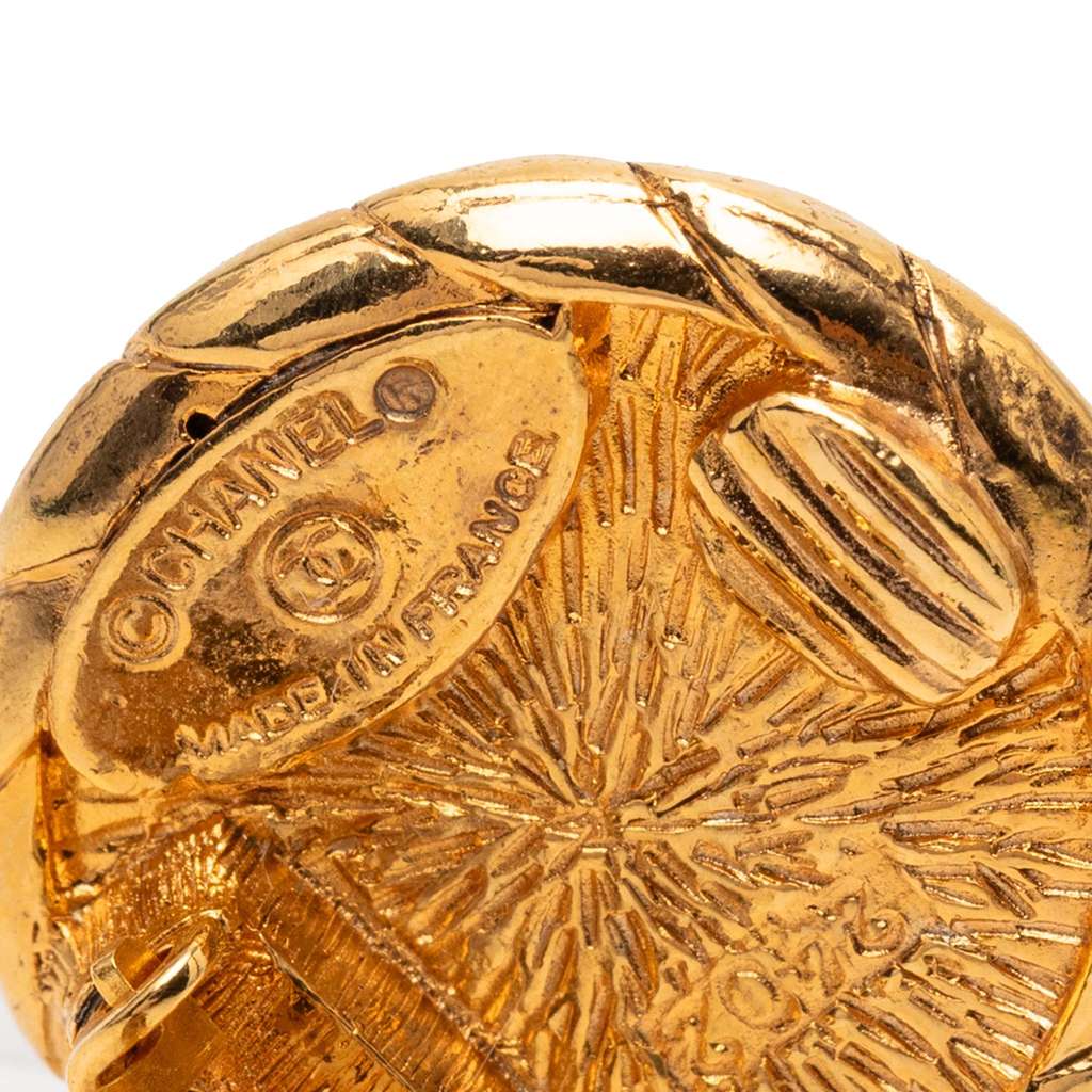 Chanel Gold Plated Faux Pearl Round Clip On Earrings Gold Metal Good condition - Inside View