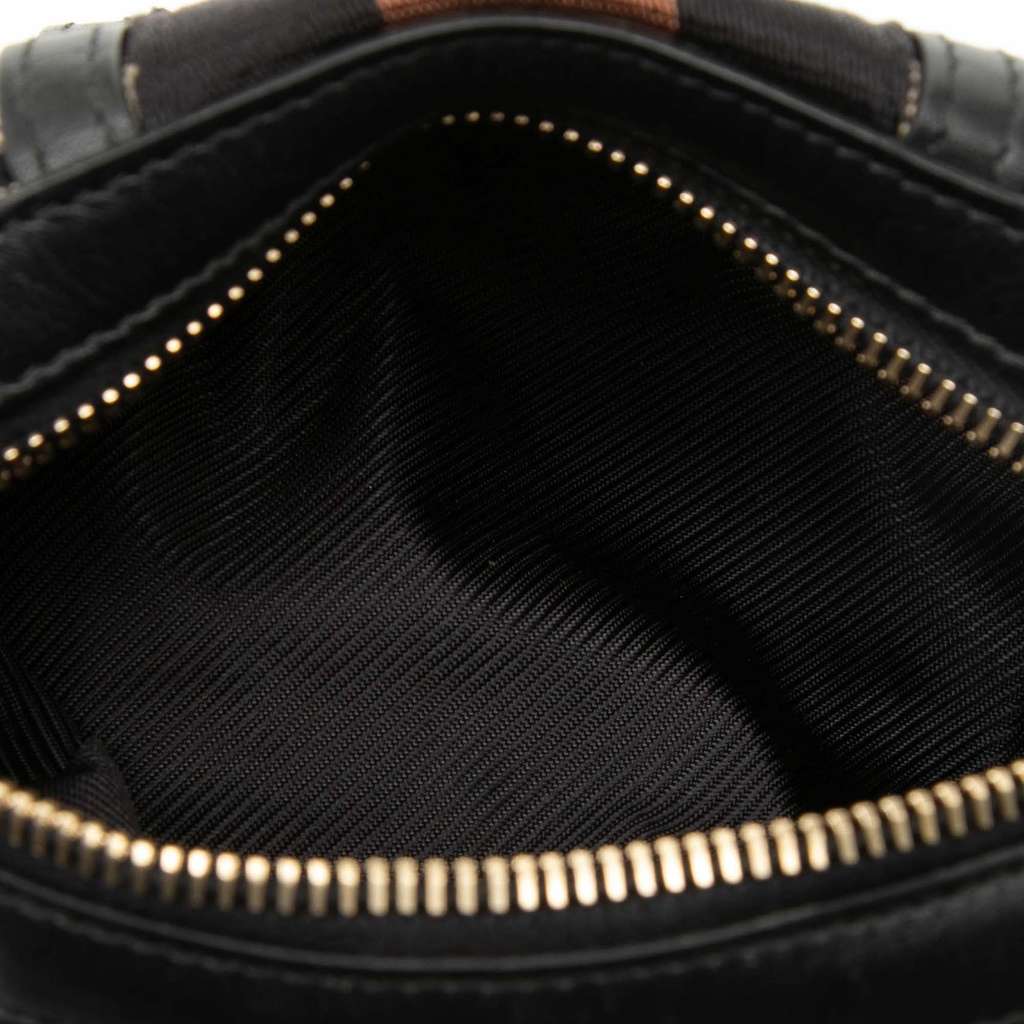 Gucci Diamante Canvas Web Pouch Beige Canvas Good condition - Model View