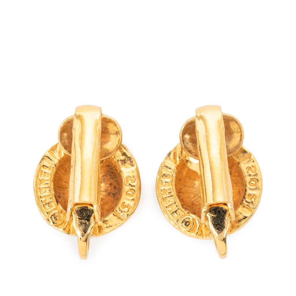 Chanel CC Gold Plated Round Clip On Earrings Gold Metal Good condition - Back View