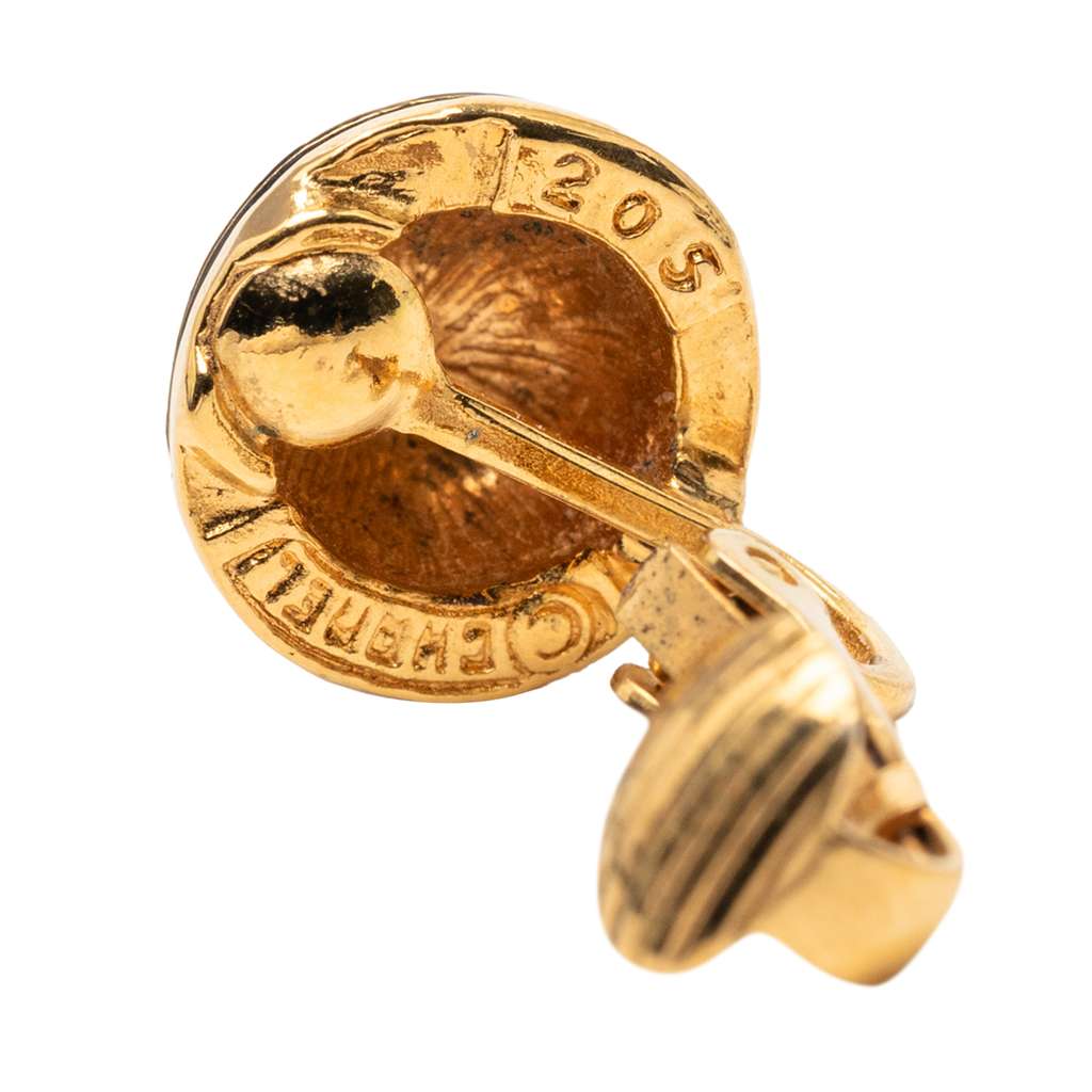 Chanel CC Gold Plated Round Clip On Earrings Gold Metal Good condition - Inside View