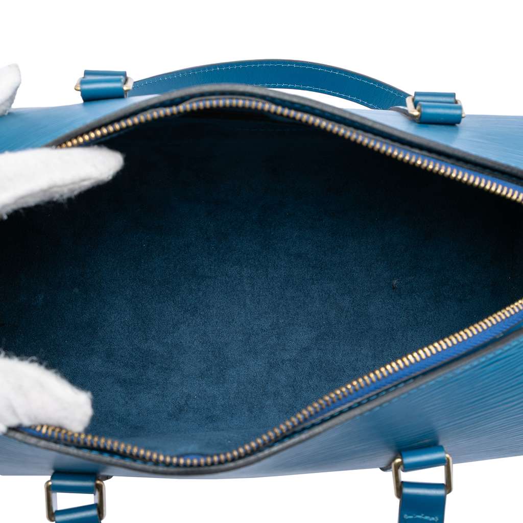 Louis Vuitton Epi Soufflot Blue Leather Good condition - Model View