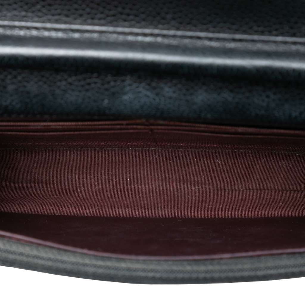 Chanel CC Quilted Caviar Wallet on Chain Black Leather Good condition - Model View