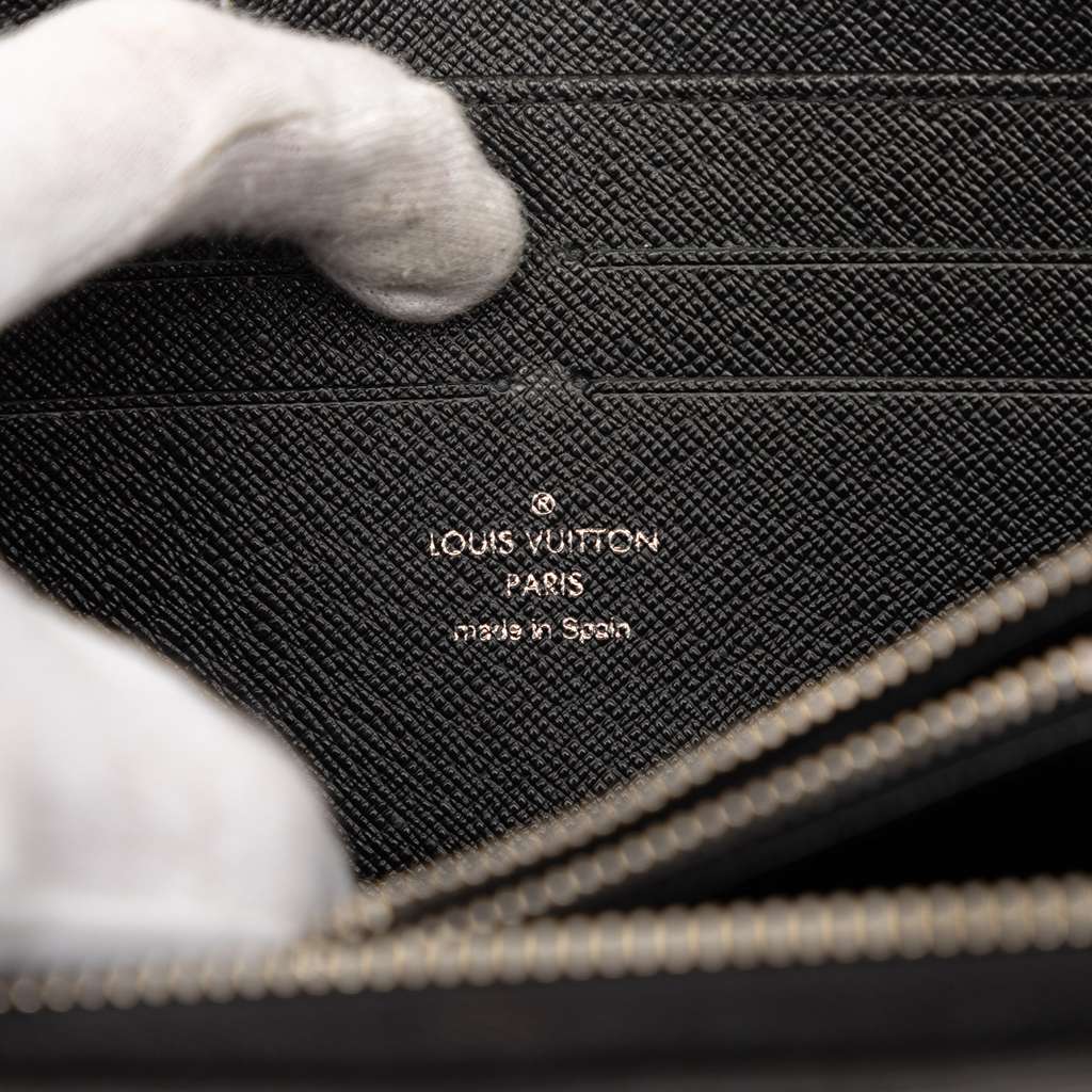 Louis Vuitton Epi Zippy Long Wallet Black Leather Good condition - Box View