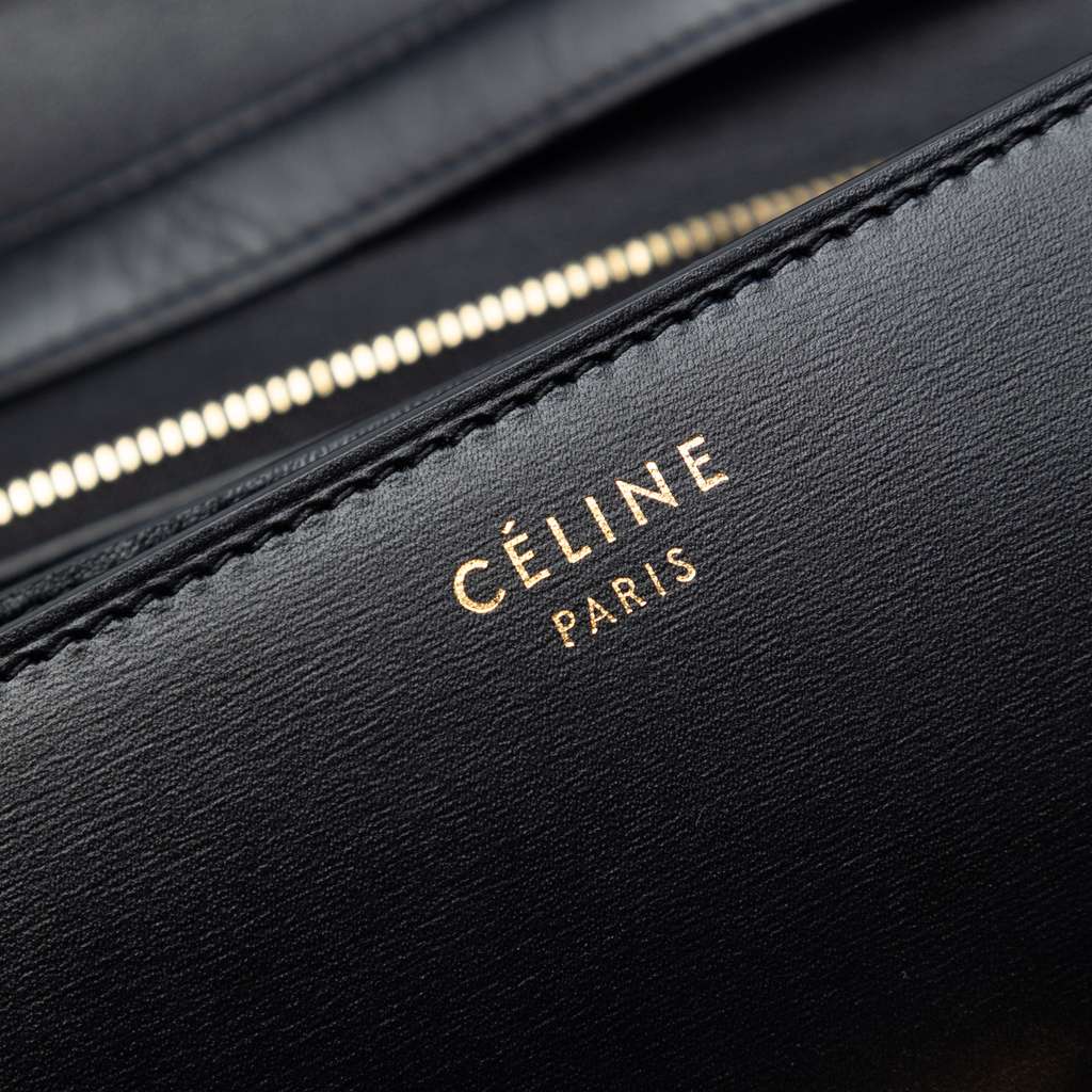 Celine Medium Calfskin Classic Box Black Leather Good condition - Box View