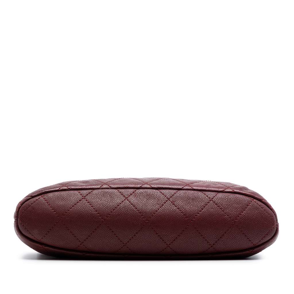 Chanel Quilted Caviar Shopping Tote Red Leather Good condition - Inside View