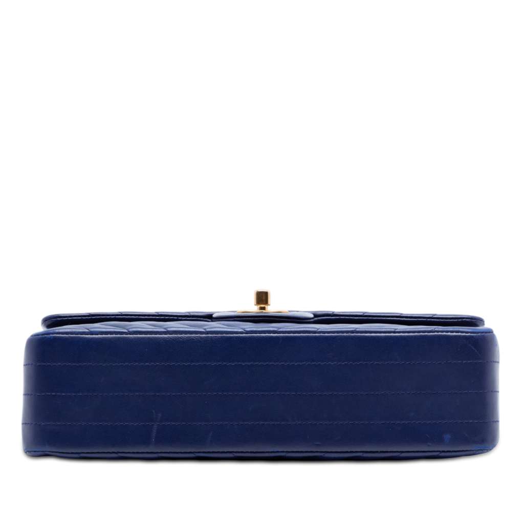 Chanel Medium Classic Chevron Lambskin Double Flap Blue Leather Good condition - Inside View