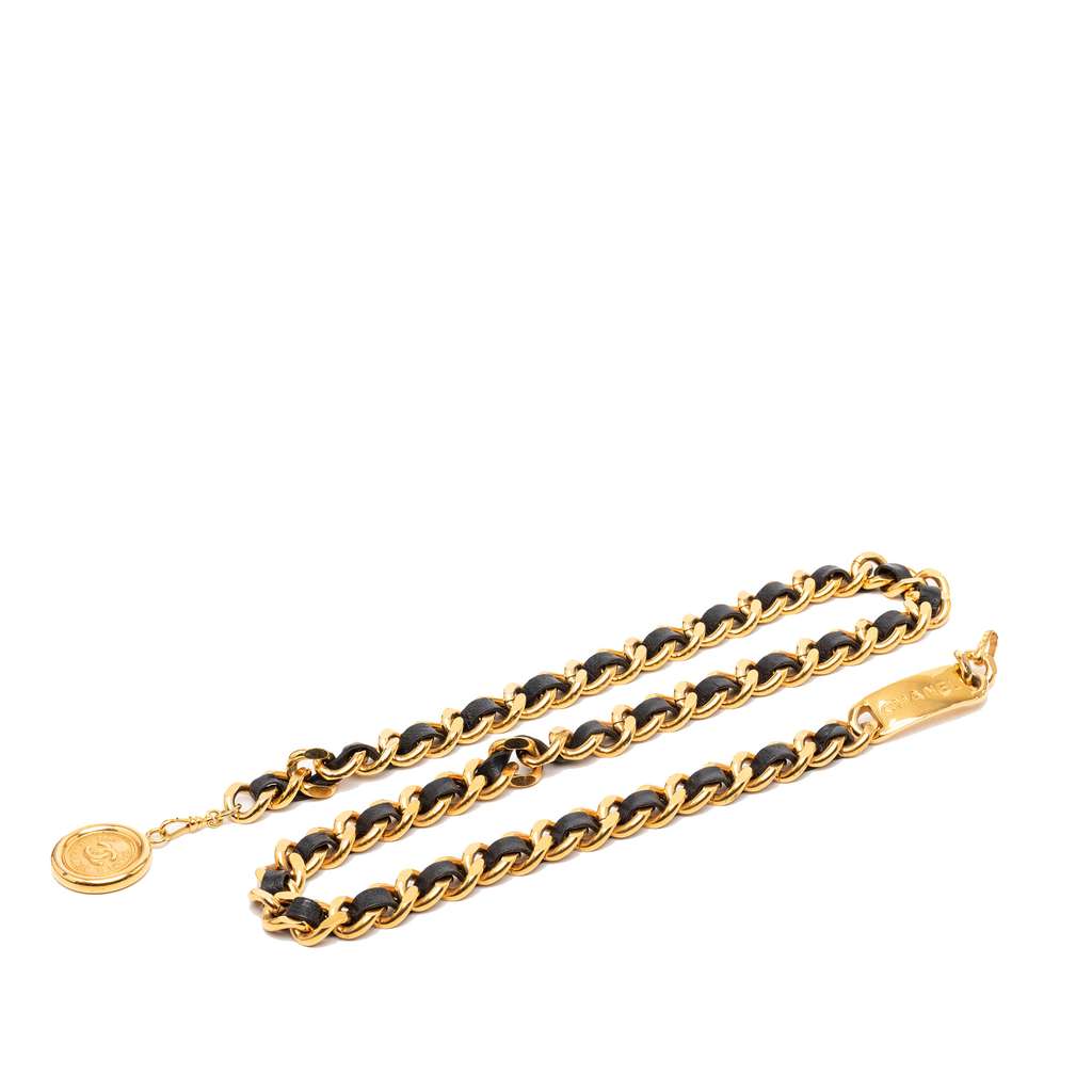 Chanel Gold Plated Leather Woven Chain Medallion Belt Gold Metal Good condition - Model View