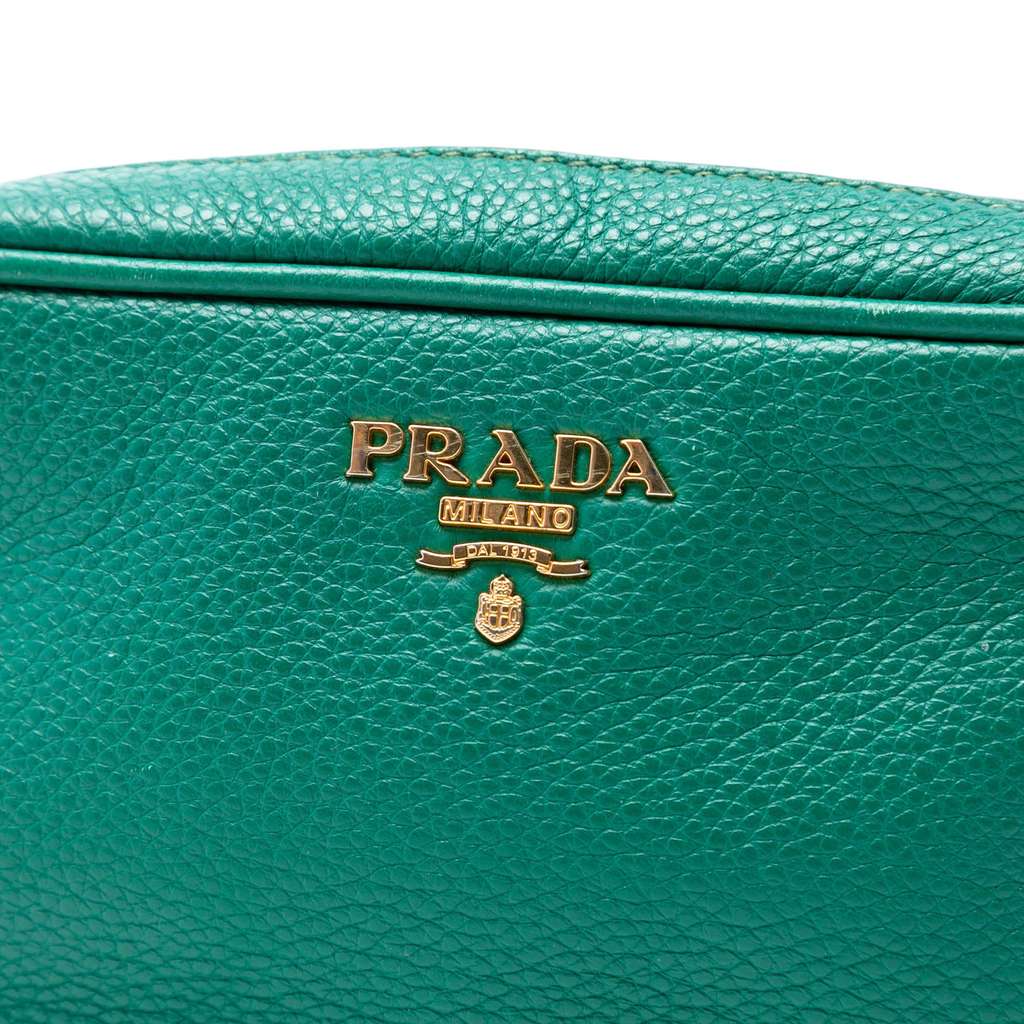 Prada Mini Vitello Daino Camera Bag Green Leather Good condition - Box View